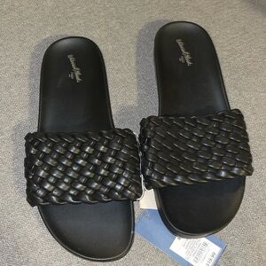 Universal Thread sandals